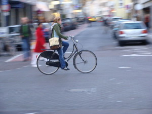 Cyclist_800px-Cyclist-Cologne-475_by ProfDEH on Wikipedia